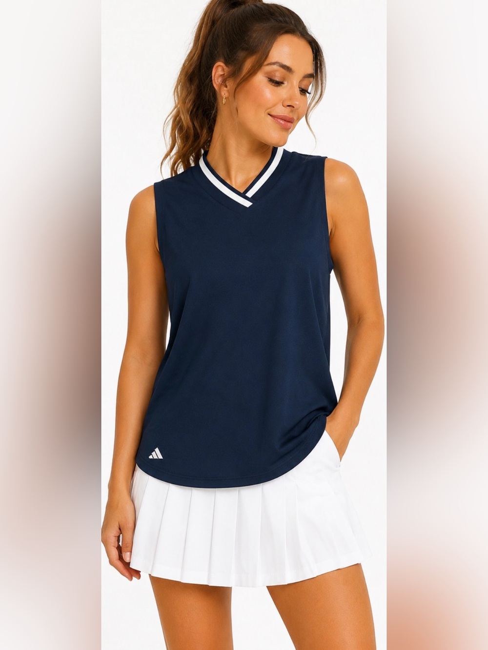 NWT Adidas Women’s Go-To Sleeveless Golf Polo Navy Blue V-Neck Size XL